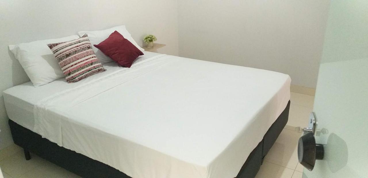 Apartamento Novo E Completo No Centro De Palmas C/ Internet Exterior foto